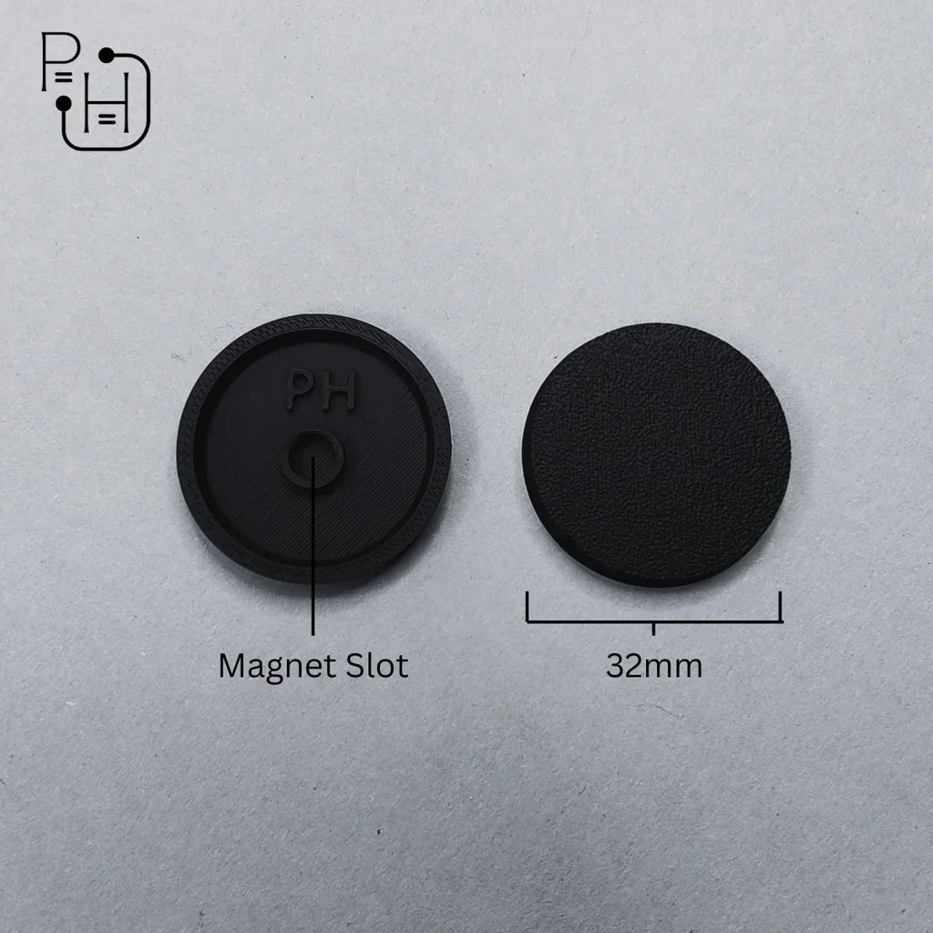 32mm black wargaming base with magnet slot for miniatures